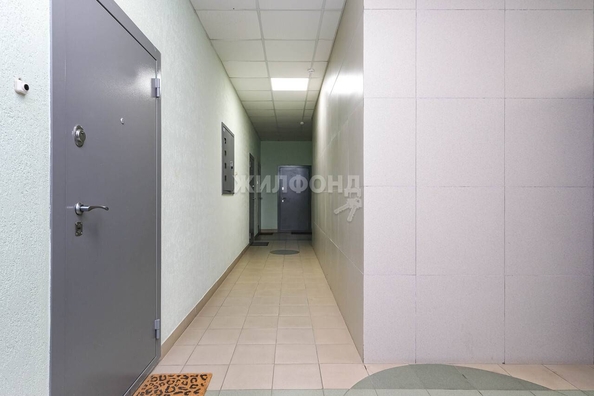 
   Продам 1-комнатную, 43.8 м², Лескова ул, 21

. Фото 18.