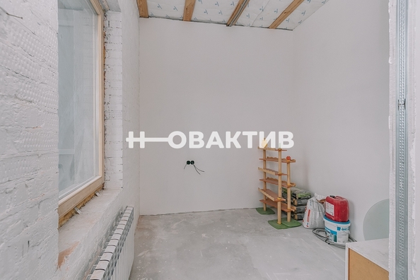 
   Продам 1-комнатную, 40 м², Ясный Берег ул, 8

. Фото 5.