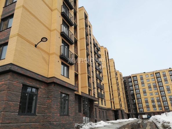 
   Продам 3-комнатную, 64.7 м², Василия Клевцова ул, 1

. Фото 23.