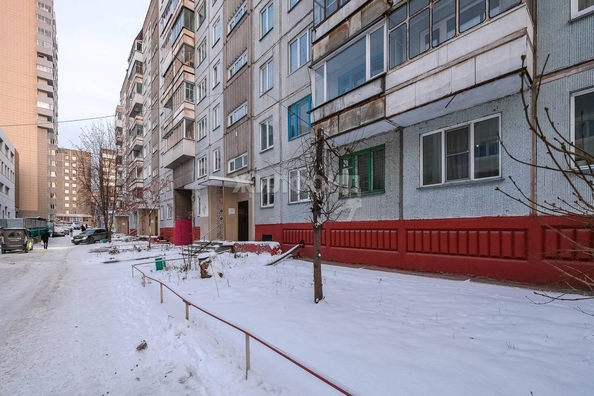 
   Продам 3-комнатную, 59.2 м², Кропоткина ул, 130

. Фото 21.