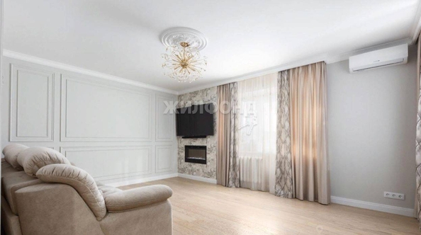 
   Продам 3-комнатную, 106.2 м², Горский мкр, 1

. Фото 4.