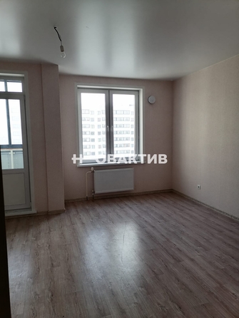 
   Продам студию, 30.4 м², Бородина ул, 56

. Фото 2.