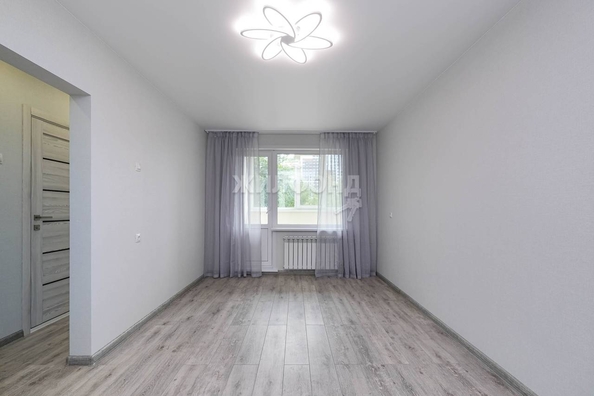 
   Продам 1-комнатную, 29 м², Кропоткина ул, 136

. Фото 1.