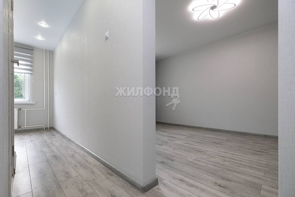 
   Продам 1-комнатную, 29 м², Кропоткина ул, 136

. Фото 3.