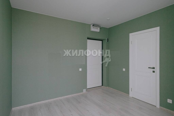 
   Продам 2-комнатную, 44.3 м², Коминтерна ул, 126

. Фото 17.