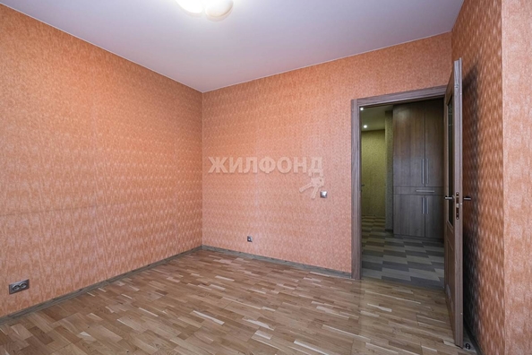 
   Продам 2-комнатную, 57.8 м², Серебряные ключи ул, 4

. Фото 4.