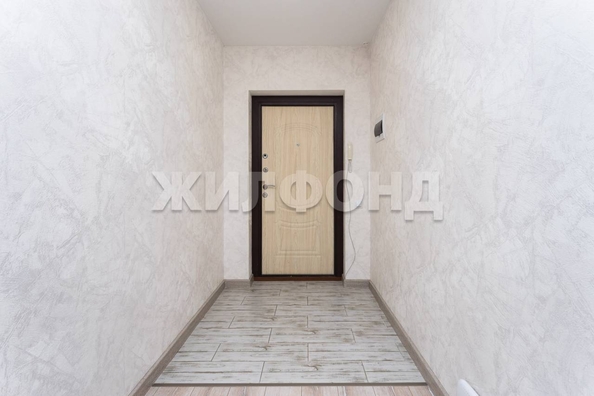 
   Продам 3-комнатную, 82.2 м², 2-й (4 мкр.) кв-л, 230

. Фото 19.