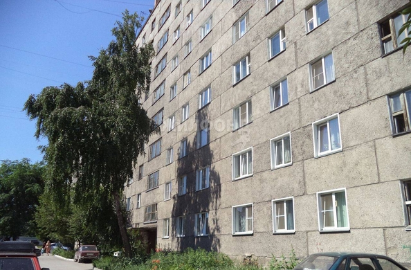 
   Продам 3-комнатную, 56 м², Шмидта ул, 12

. Фото 12.