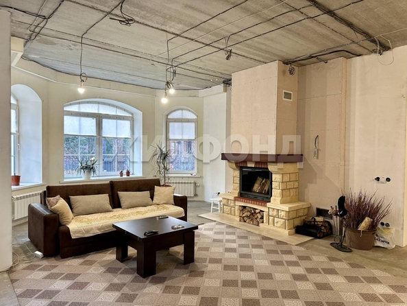 
   Продам дом, 565.6 м², Бердск

. Фото 10.