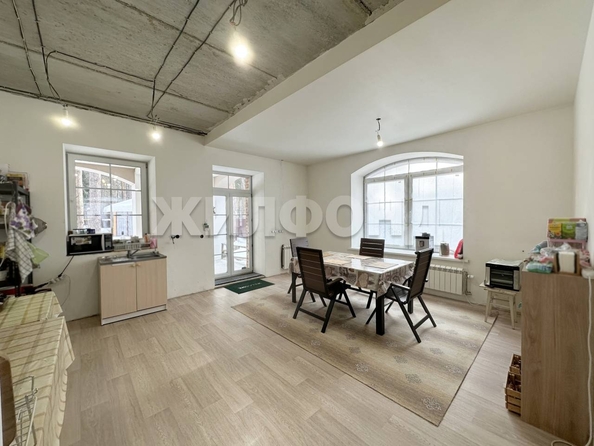 
   Продам дом, 565.6 м², Бердск

. Фото 11.