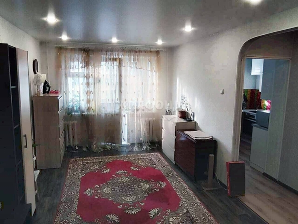 
   Продам 2-комнатную, 45.9 м², Объединения ул, 70

. Фото 2.