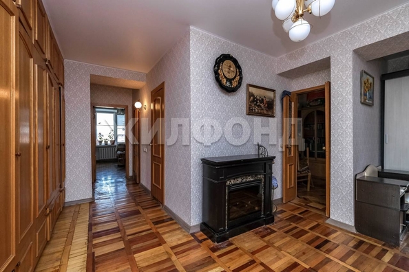 
  Продается 4-комн. квартира, 109.4 м², Гоголя ул, д. 6
. Фото 3.