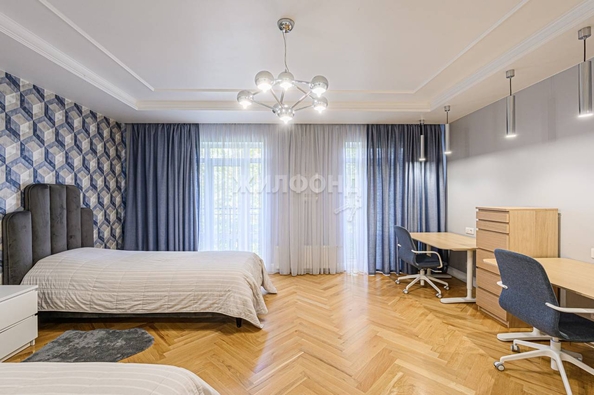 
   Продам 3-комнатную, 132.3 м², Победы ул, 55/1

. Фото 17.