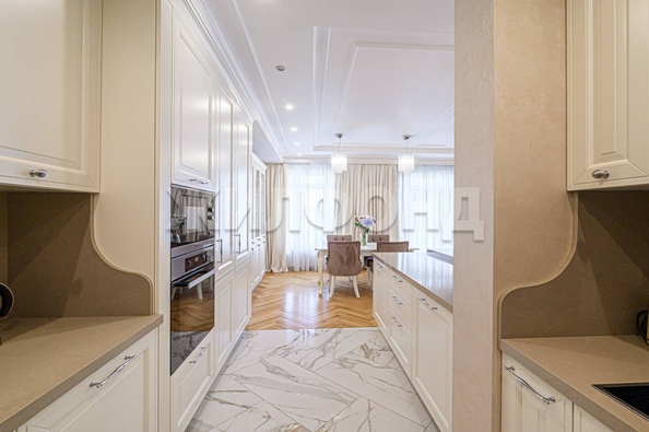 
  Продается 3-комн. квартира, 132.3 м², ЖК Жуковка
. Фото 4.