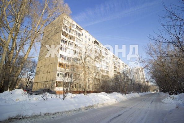 
   Продам 1-комнатную, 30.6 м², Зорге ул, 259

. Фото 16.