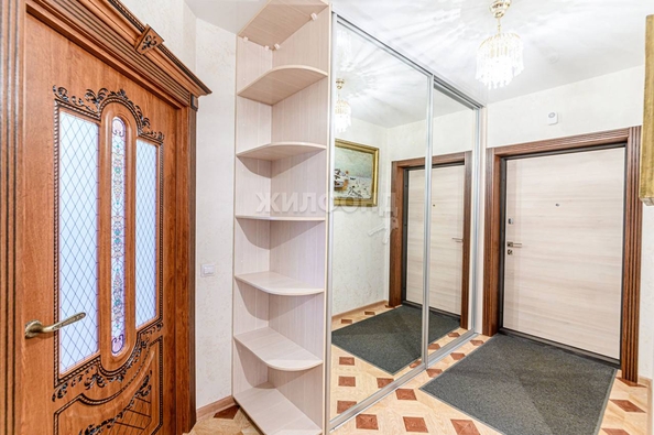 
   Продам 3-комнатную, 71.7 м², Кошурникова ул, 23

. Фото 6.