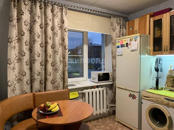 
   Продам 3-комнатную, 59.5 м², Жилмассив ул, 5

. Фото 1.