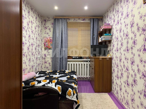 
   Продам 3-комнатную, 59.5 м², Жилмассив ул, 5

. Фото 4.