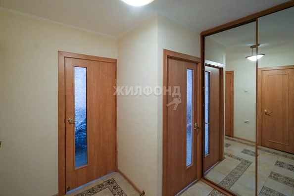 
   Продам 1-комнатную, 38.8 м², Троллейная ул, 138

. Фото 16.