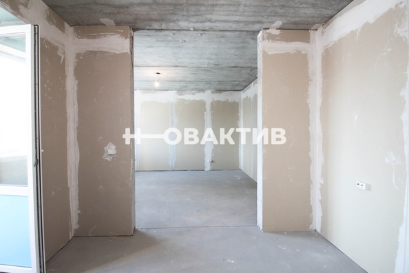 
   Продам 1-комнатную, 41.1 м², Молодежи б-р, 15

. Фото 13.