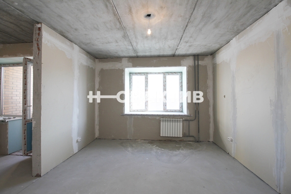 
   Продам 1-комнатную, 41.1 м², Молодежи б-р, 15

. Фото 24.