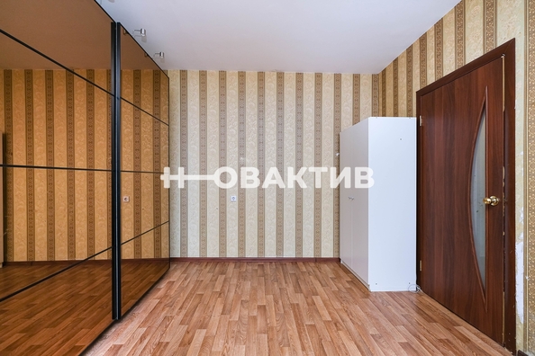 
   Продам 1-комнатную, 32.5 м², Титова ул, 234/1

. Фото 5.