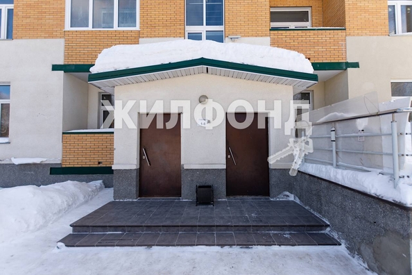 
   Продам 3-комнатную, 105 м², 1-е Мочищенское ш, 150

. Фото 2.