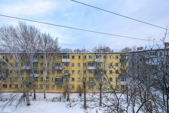 
   Продам 1-комнатную, 30.6 м², Пермитина ул, 8

. Фото 12.