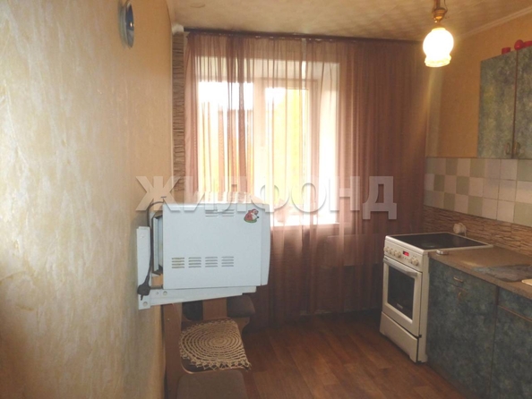 
   Продам 2-комнатную, 48 м², Столетова ул, 32

. Фото 2.