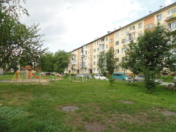 
   Продам 2-комнатную, 44.7 м², Макаренко ул, 15

. Фото 14.