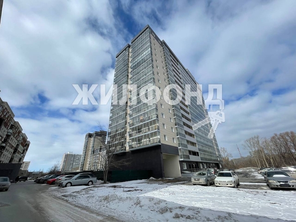 
   Продам 2-комнатную, 56.3 м², Сибиряков-Гвардейцев ул, 44/7

. Фото 29.