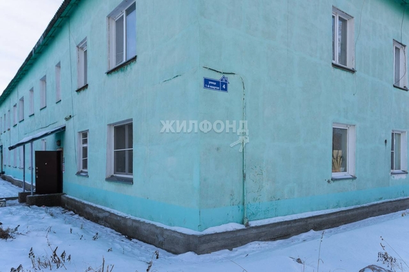 
   Продам 3-комнатную, 63.7 м², 1-й кв-л, 4

. Фото 21.