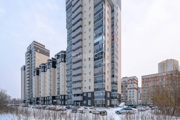 
   Продам 2-комнатную, 63.6 м², Сибиряков-Гвардейцев ул, 44/7

. Фото 32.