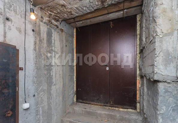
   Продам 3-комнатную, 101.3 м², Герцена ул, 1/1

. Фото 12.