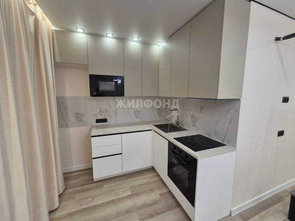 
   Продам 3-комнатную, 55.1 м², Ясный Берег ул, 14

. Фото 7.