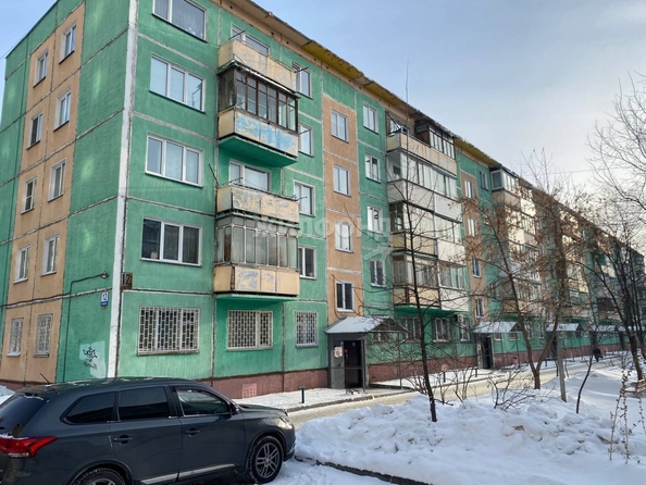 
   Продам 3-комнатную, 60.1 м², Челюскинцев ул, 12

. Фото 10.