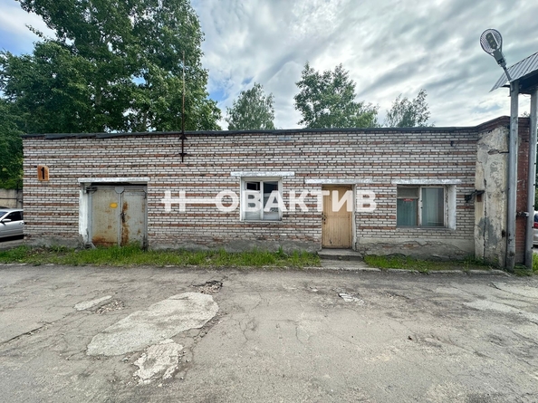 
   Продам склад, 384 м², Звездная ул, 4

. Фото 1.