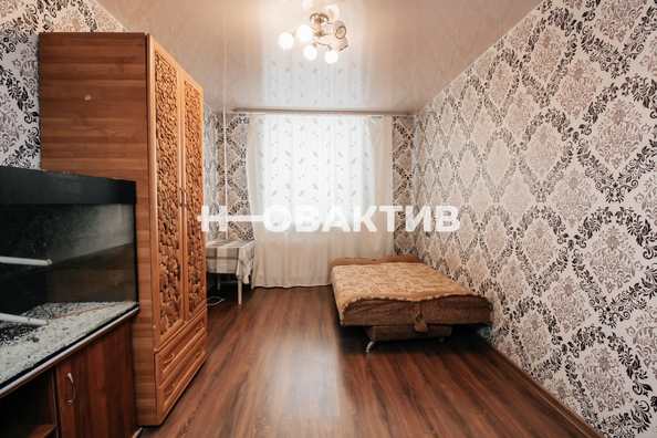 
   Продам 4-комнатную, 75 м², Сердюкова ул, 2

. Фото 2.