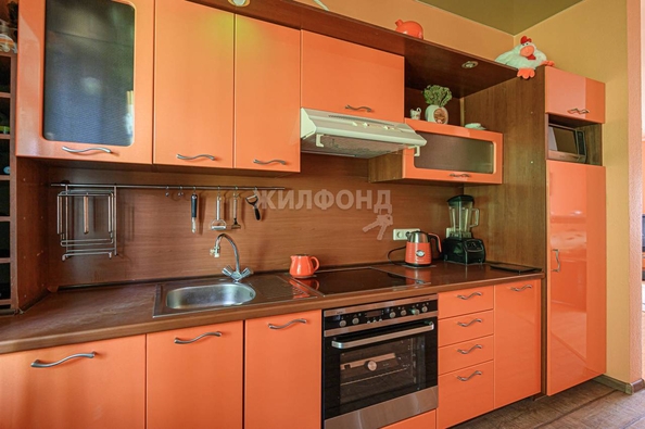 
   Продам дом, 279.9 м², Новосибирск

. Фото 10.