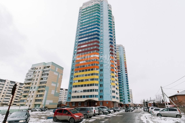 
   Продам 1-комнатную, 46.1 м², Волховская ул, 37

. Фото 25.