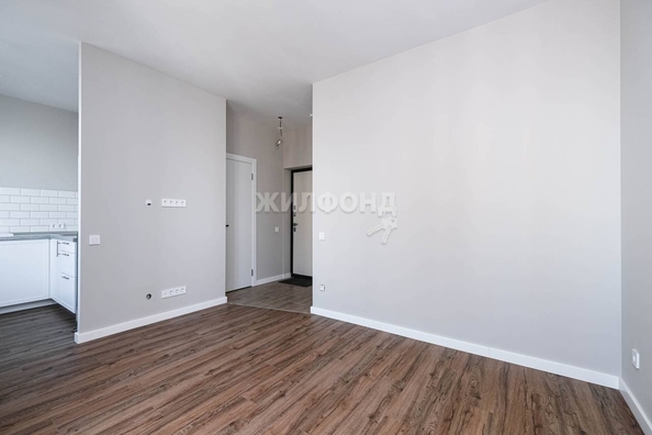 
   Продам 1-комнатную, 27.8 м², Гурьевская ул, 177/1

. Фото 3.