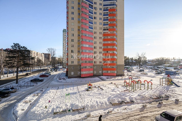 
   Продам студию, 20.5 м², Героев Революции ул, 21

. Фото 11.