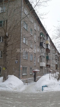 
   Продам 2-комнатную, 41.9 м², Пермитина ул, 6

. Фото 15.