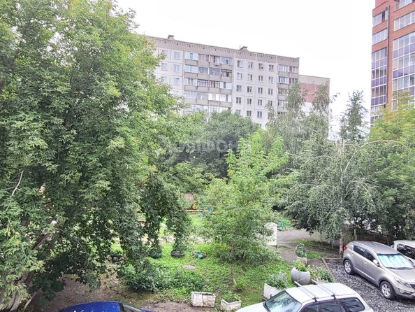 
   Продам 2-комнатную, 46.3 м², Дуси Ковальчук ул, 71

. Фото 9.