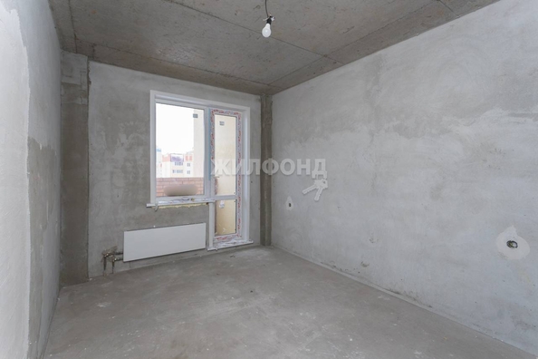 
   Продам 3-комнатную, 74.1 м², Виктора Уса ул, 1/1

. Фото 7.