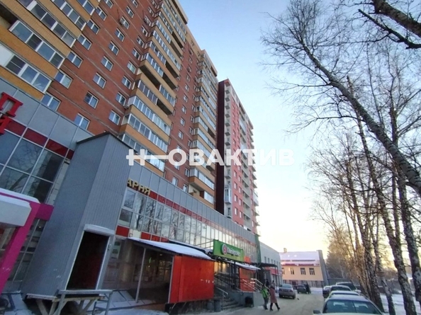 
   Продам помещение свободного назначения, 197 м², Добролюбова ул, 162/1

. Фото 1.