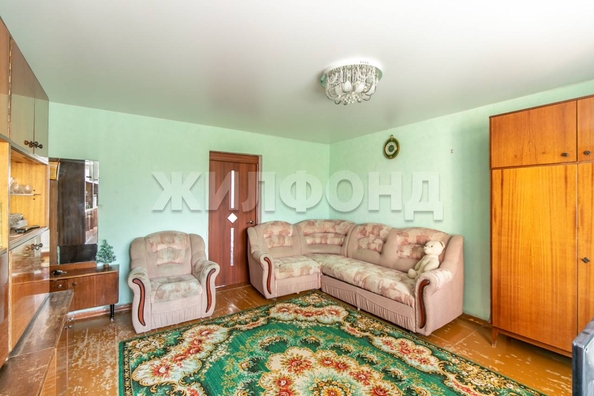 
  Продается 3-комн. квартира, 66.9 м², Петровского ул, д. 7
. Фото 7.