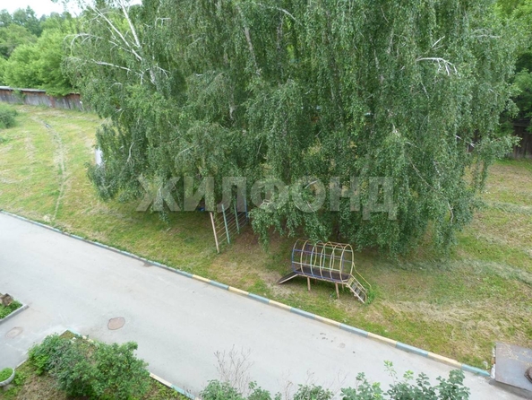 
  Продается 3-комн. квартира, 66.9 м², Петровского ул, д. 7
. Фото 9.