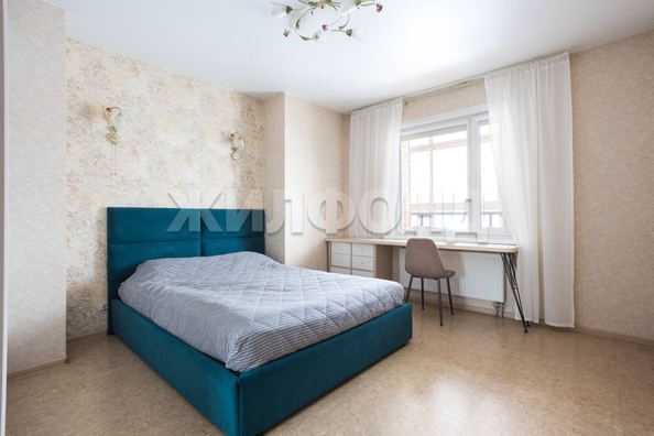 
   Продам 3-комнатную, 91.8 м², Чехова ул, 111

. Фото 7.