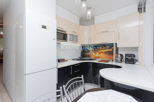 
   Продам 3-комнатную, 58.6 м², Кропоткина ул, 120/1

. Фото 1.